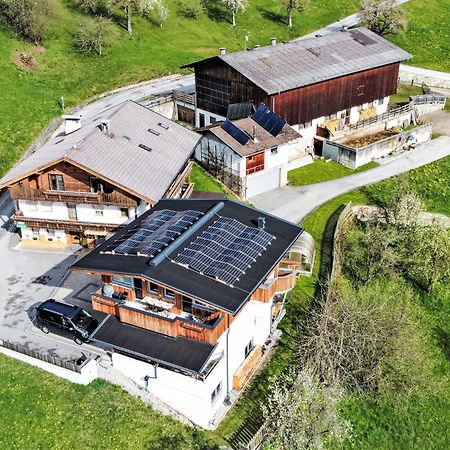 Apartment Chalet Spatn By Interhome Fuegenberg Exteriör bild